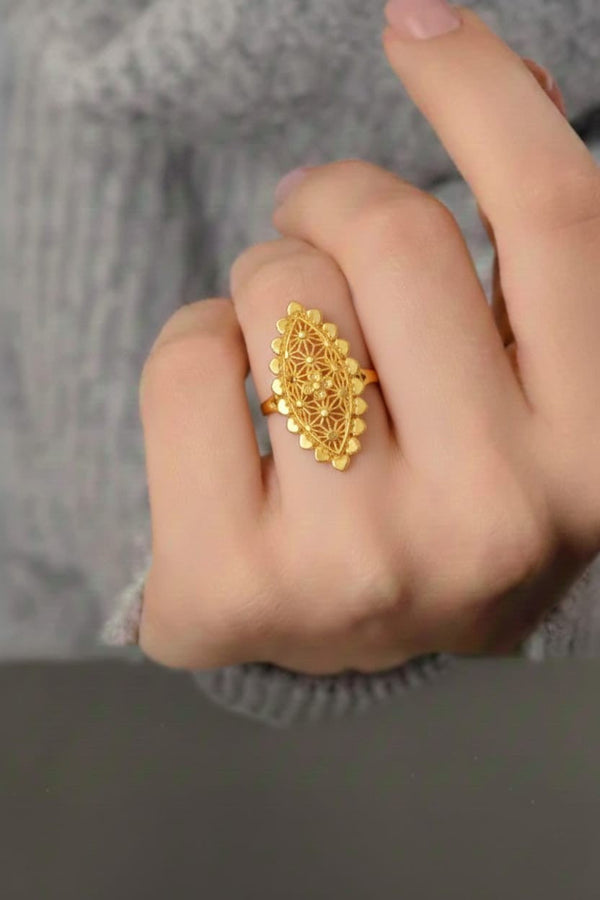 NXGOLD Trendy Flower Ring For Women