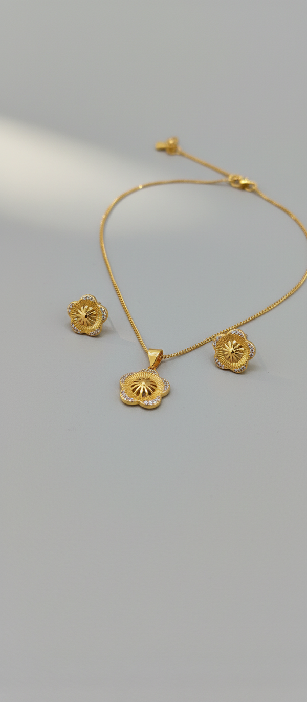 NXGOLD Floral CZ Pendant Necklace Set