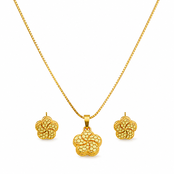 Elegant Floral Filigree Pendant Necklace Set with Matching Stud Earrings for Women