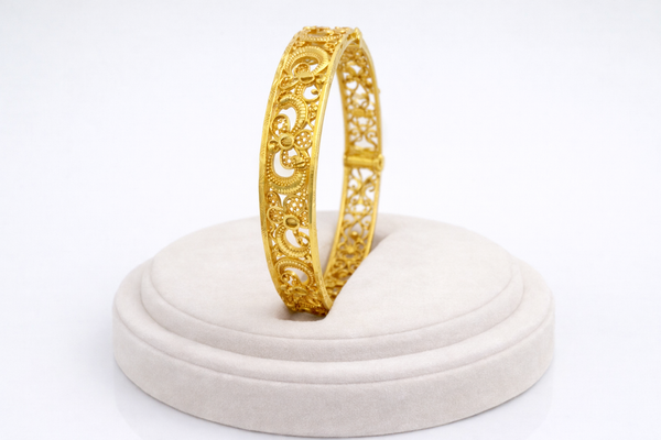 NXGOLD Bridal Kada for Women