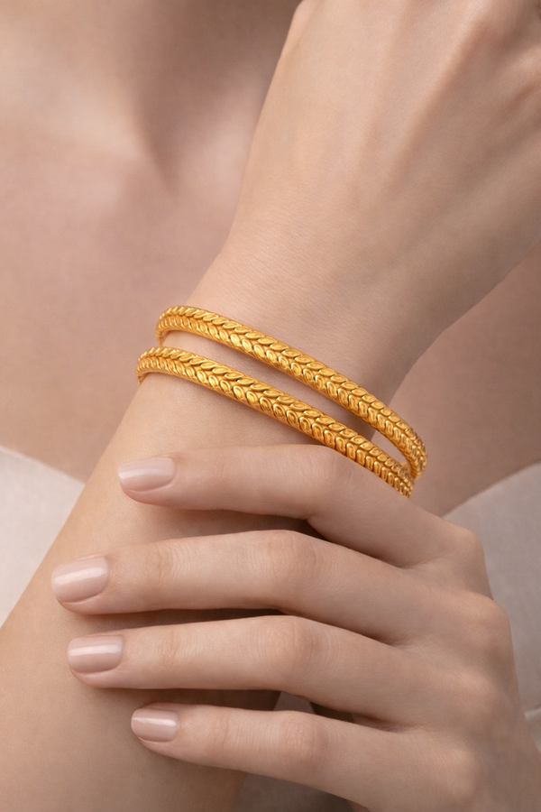 NXGOLD Leaf Design Bangles for Women Set of 4