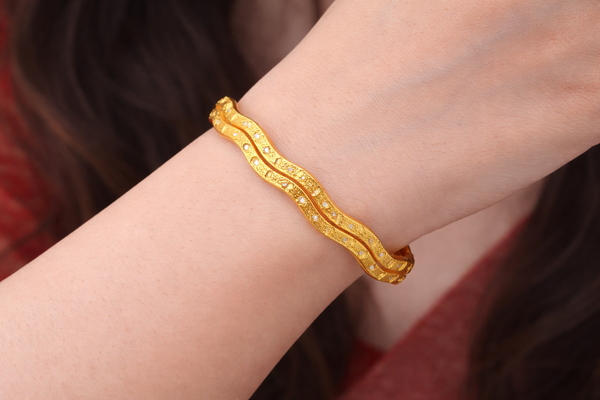 NXGOLD Wave Design Bangles for Women Set of 4