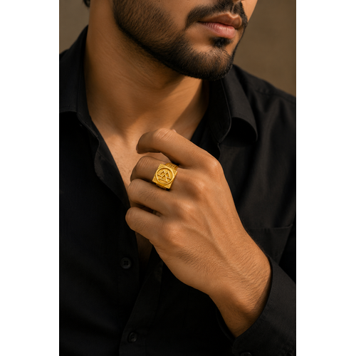 Royal Dynasty Triangle Signet Ring For Men
