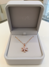 Elegant Rose Gold Snowflake Spinner Pendant Necklace for Women
