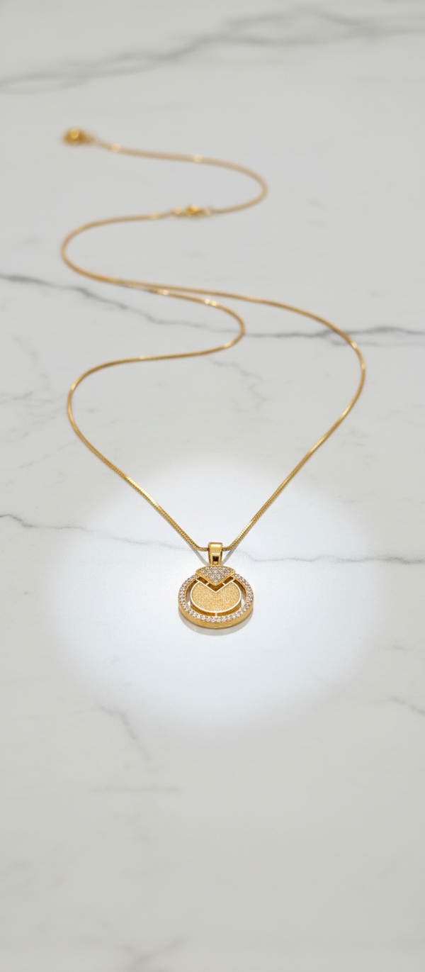 NXGOLD Circle Stone Pendant Necklace For Women