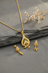 NXGOLD Pendant Necklace Set for Women