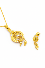 NXGOLD Pendant Necklace Set for Women