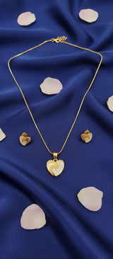 NXGOLD Heart Pendant Necklace Set for Women