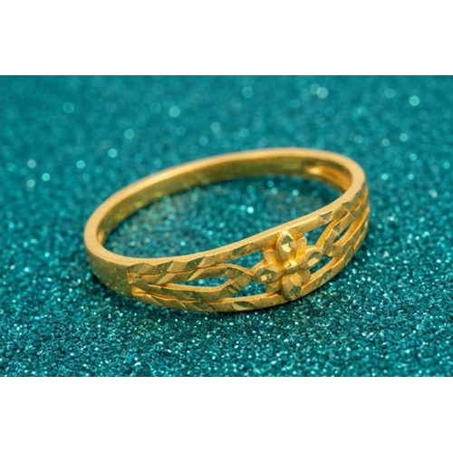 NXGOLD Floral Cutwork Textured Gold Ring