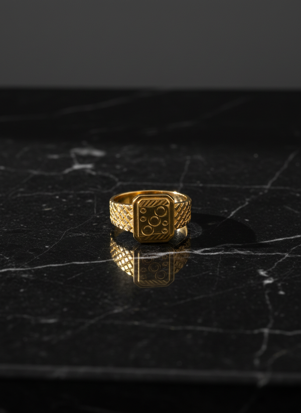 NXGOLD Geometric Royale Signet Ring