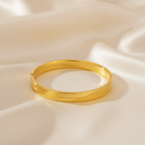 Luxury Minimalist Hinged Oval Kada Bracelet for Women