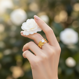 Elegant Leaf Texture Anti-Tarnish Ring with CZ Stone