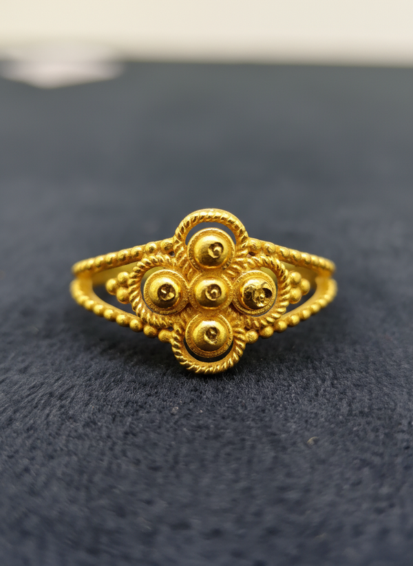 NXGOLD Antique Floral Heritage Ring