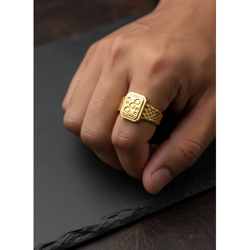 NXGOLD Geometric Royale Signet Ring