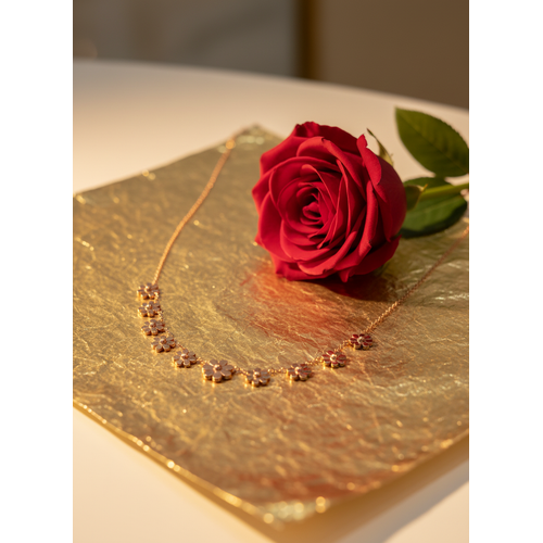 Elegant Rose Gold Floral pendant Necklace